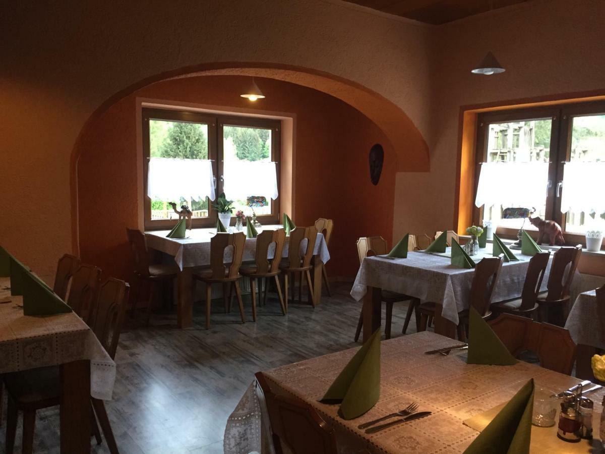 Готель Gasthaus Alter Bahnhof Metzdorf Екстер'єр фото